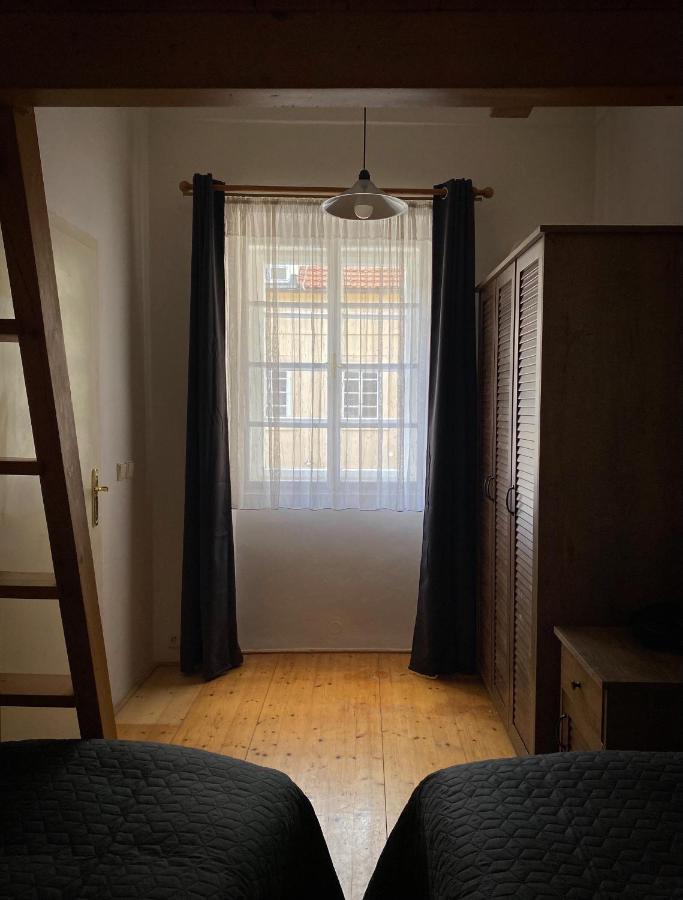 Utulny Byt Pod Prazskym Hradem Apartment Prague Exterior photo